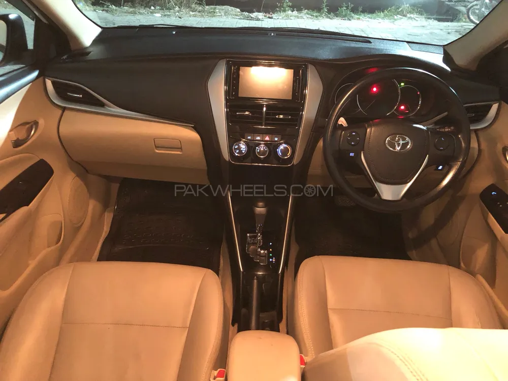 Toyota Yaris Sedan 2023 for Sale in Sialkot Toyota Yaris Sedan 2023 for Sale in Sialkot Image-15
