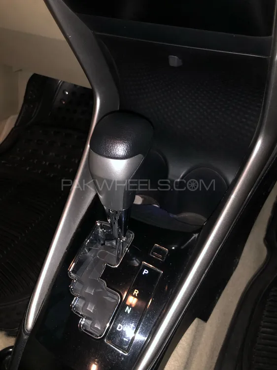 Toyota Yaris Sedan 2023 for Sale in Sialkot Toyota Yaris Sedan 2023 for Sale in Sialkot Image-17