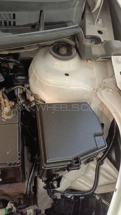Toyota Yaris Sedan 2020 for Sale in Lahore Toyota Yaris Sedan 2020 for Sale in Lahore Image-11