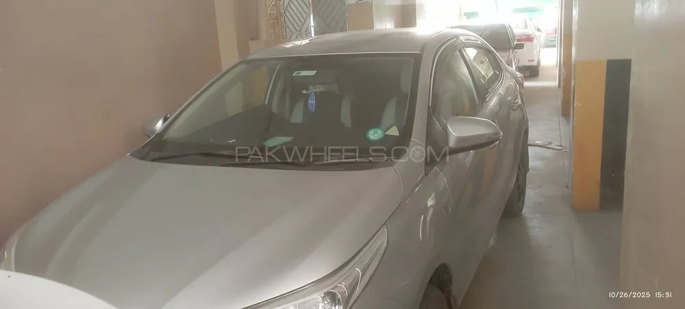 ٹویوٹا یارس سیڈان 2020 for Sale in کراچی ٹویوٹا یارس سیڈان 2020 for Sale in کراچی Image-5