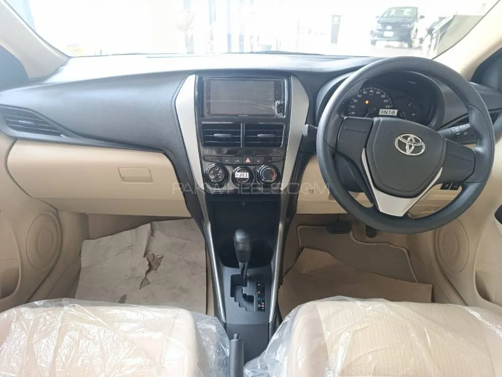 Toyota Yaris Sedan 2025 for Sale in Gujranwala Toyota Yaris Sedan 2025 for Sale in Gujranwala Image-7