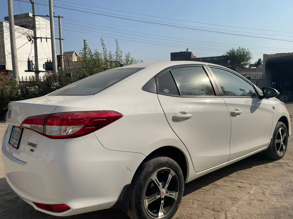 ٹویوٹا یارس سیڈان 2022 for Sale in منڈی بہاؤ الدین ٹویوٹا یارس سیڈان 2022 for Sale in منڈی بہاؤ الدین Image-3