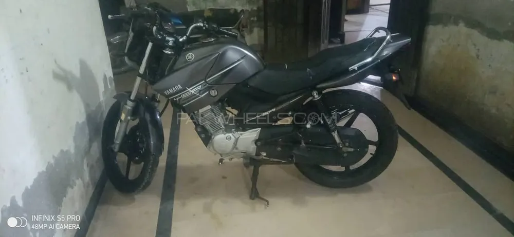 Yamaha YBR 125 2017 for Sale Yamaha YBR 125 2017 for Sale Image-4