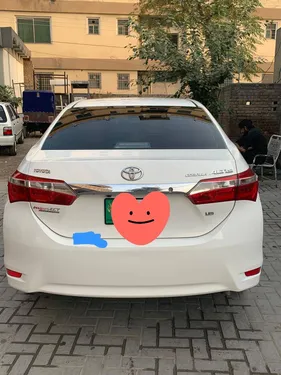 Toyota Corolla Altis Automatic 1.6 2015