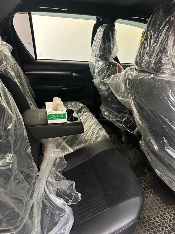 Toyota Hilux 2025 for Sale in Gujranwala Toyota Hilux 2025 for Sale in Gujranwala Image-5