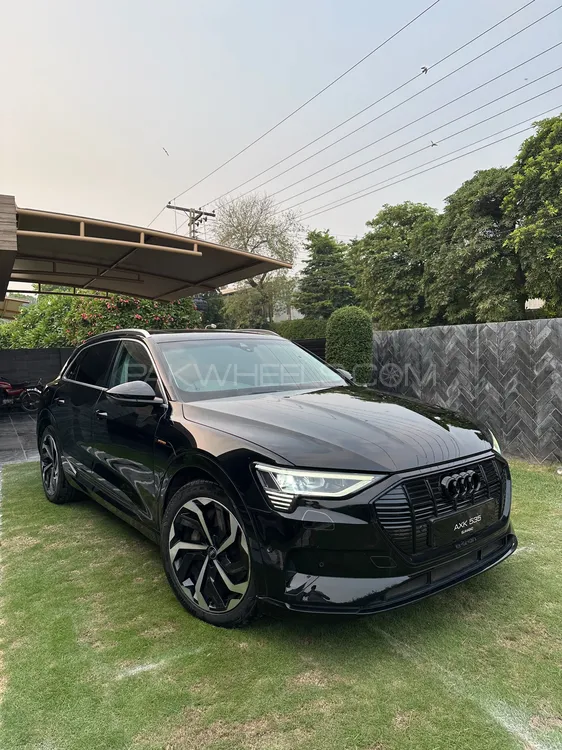 Audi e-tron 2021 for Sale in Lahore Audi e-tron 2021 for Sale in Lahore Image-1