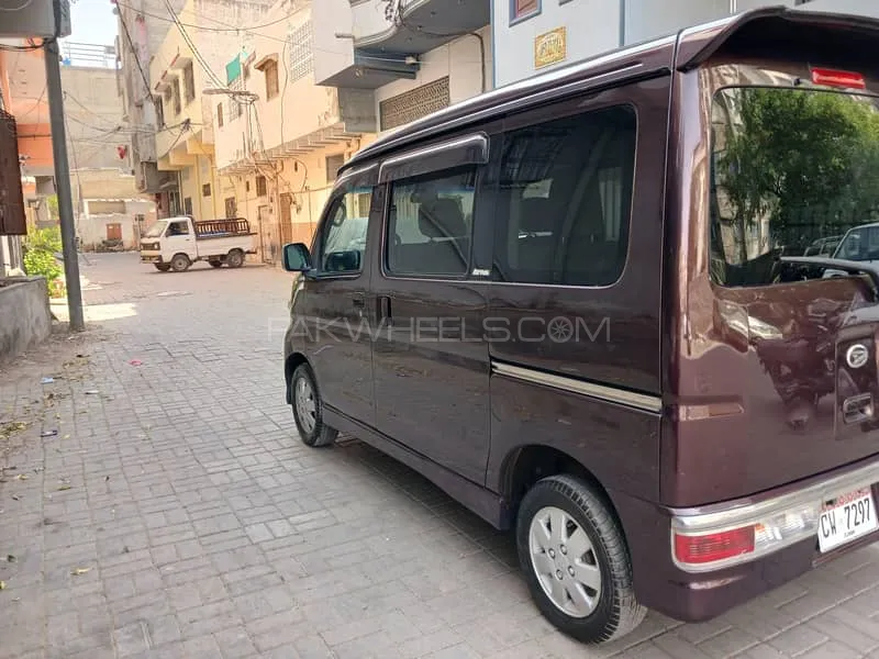 Daihatsu Atrai Wagon 2012 for Sale in Karachi Daihatsu Atrai Wagon 2012 for Sale in Karachi Image-9