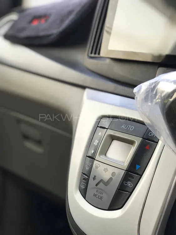 Daihatsu Mira 2014 for Sale in Karachi Daihatsu Mira 2014 for Sale in Karachi Image-9