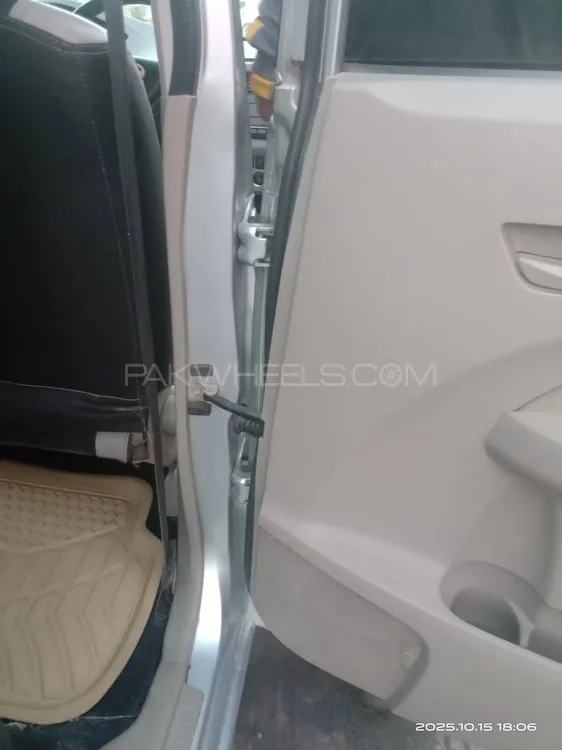 Daihatsu Move 2014 for Sale in Karachi Daihatsu Move 2014 for Sale in Karachi Image-4