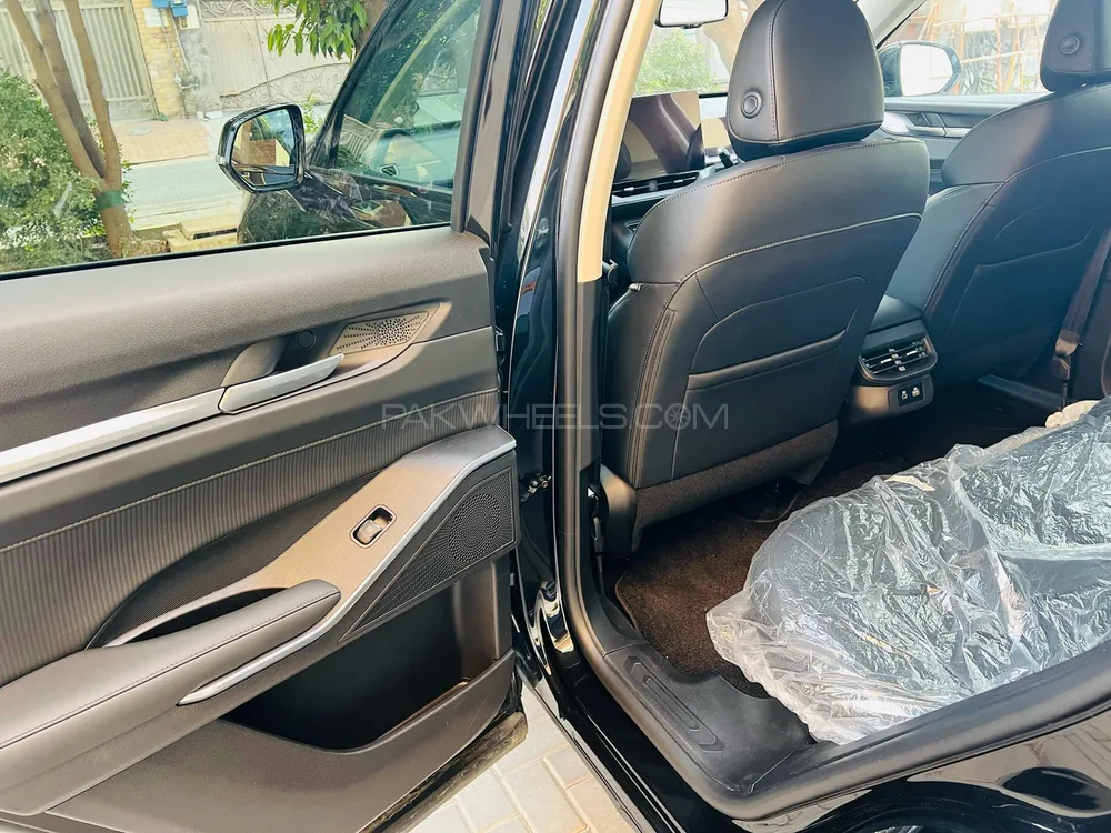 Haval H6 2025 for Sale in Lahore Haval H6 2025 for Sale in Lahore Image-3