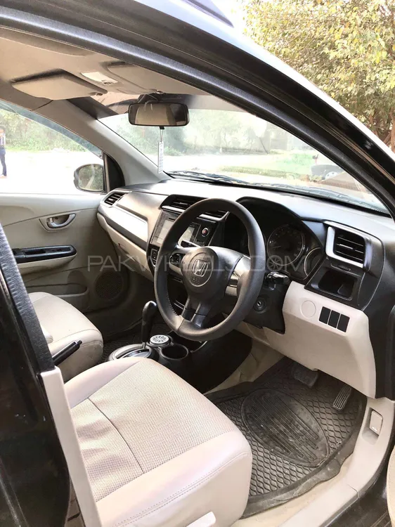 Honda BR-V 2017 for Sale in Islamabad Honda BR-V 2017 for Sale in Islamabad Image-9