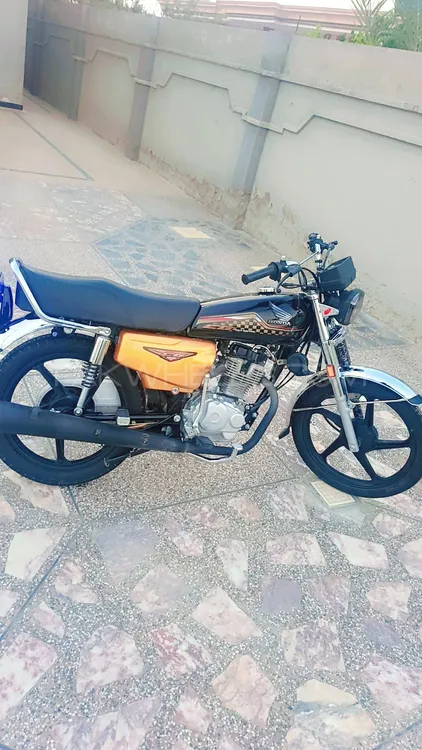Honda CG 125 Special Edition 2024 for Sale Honda CG 125 Special Edition 2024 for Sale Image-2