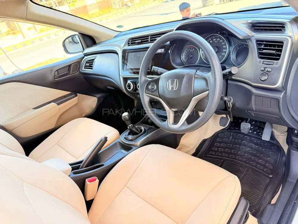 Honda City 2022 for Sale in Bahawalpur Honda City 2022 for Sale in Bahawalpur Image-6