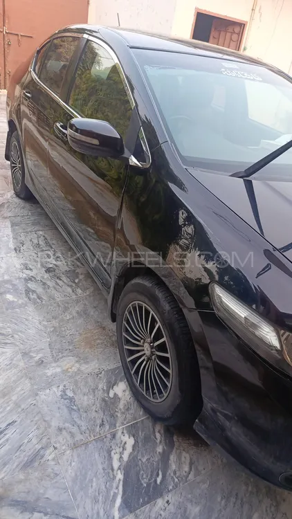 Honda City 2013 for Sale in Multan Honda City 2013 for Sale in Multan Image-2