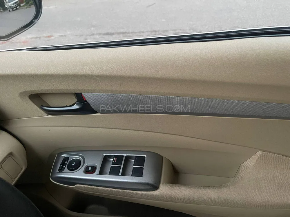 Honda City 2020 for Sale in Lahore Honda City 2020 for Sale in Lahore Image-16