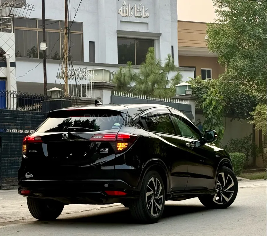 Honda Vezel 2019 for Sale in Lahore Honda Vezel 2019 for Sale in Lahore Image-10