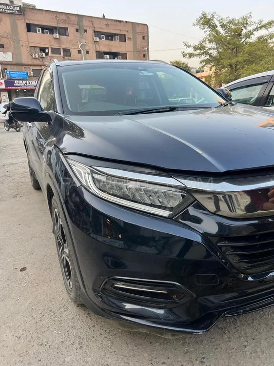 Honda Vezel 2019 for Sale in Islamabad Honda Vezel 2019 for Sale in Islamabad Image-3