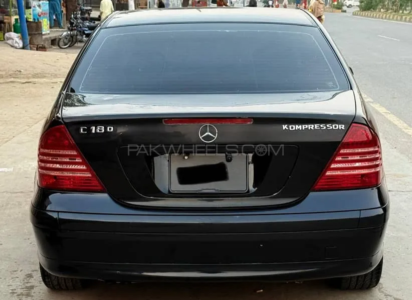 Mercedes Benz C Class 2005 for Sale in Lahore Mercedes Benz C Class 2005 for Sale in Lahore Image-7