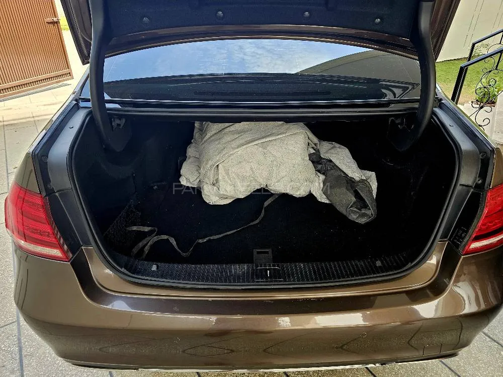 Mercedes Benz E Class 2014 for Sale in Islamabad Mercedes Benz E Class 2014 for Sale in Islamabad Image-10