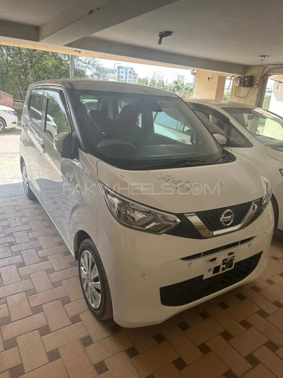 Nissan Dayz 2020 for Sale in Karachi Image-1