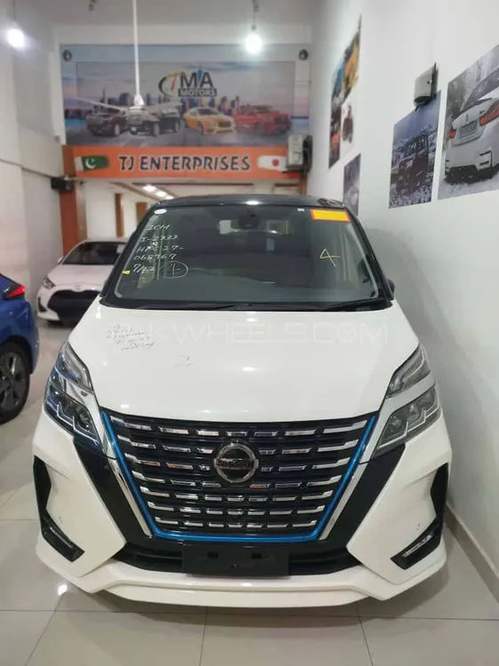 نسان سرینا 2019 for Sale in کراچی Image-1