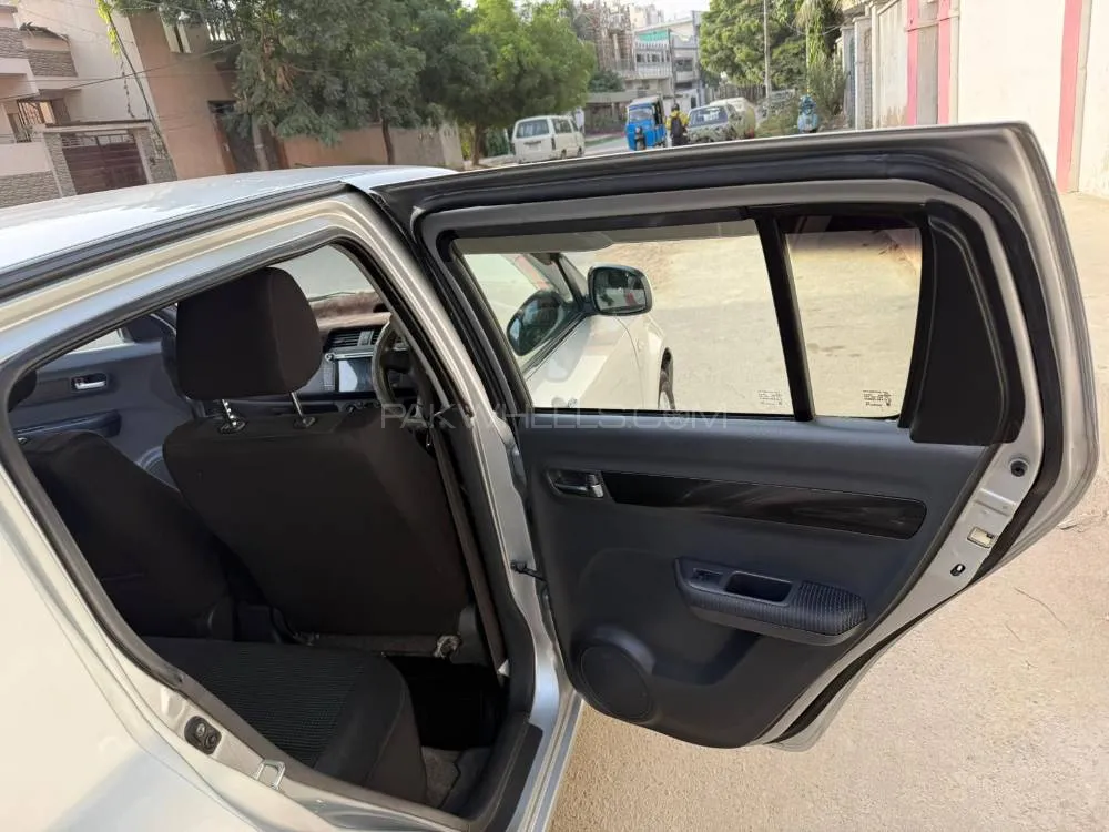 Suzuki Swift 2021 for Sale in Karachi Suzuki Swift 2021 for Sale in Karachi Image-10
