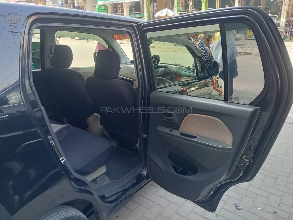 Suzuki Wagon R 2014 for Sale in Rawalpindi Suzuki Wagon R 2014 for Sale in Rawalpindi Image-8