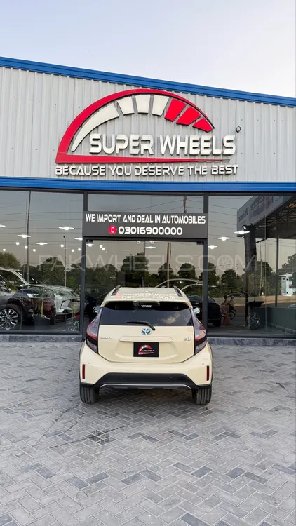 Toyota Aqua 2019 for Sale in Lahore Toyota Aqua 2019 for Sale in Lahore Image-4