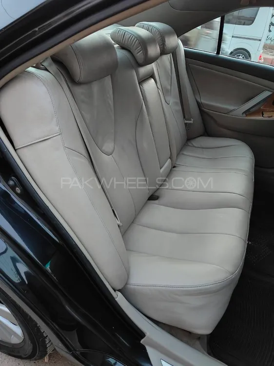 Toyota Camry 2007 for Sale in Karachi Toyota Camry 2007 for Sale in Karachi Image-9