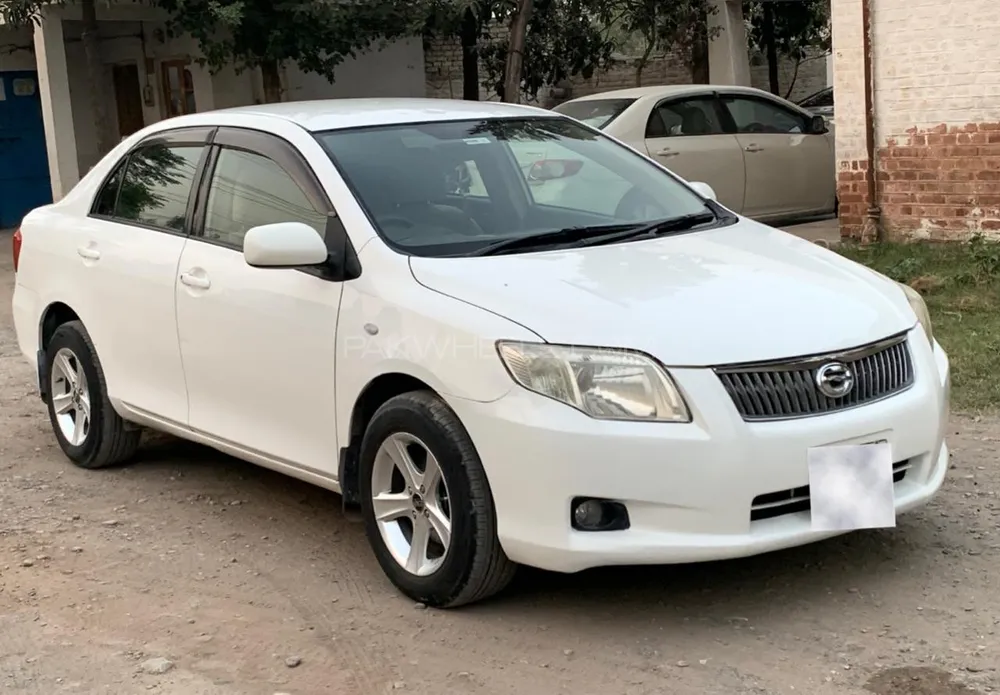 Toyota Corolla Axio 2007 for Sale in Peshawar Toyota Corolla Axio 2007 for Sale in Peshawar Image-3