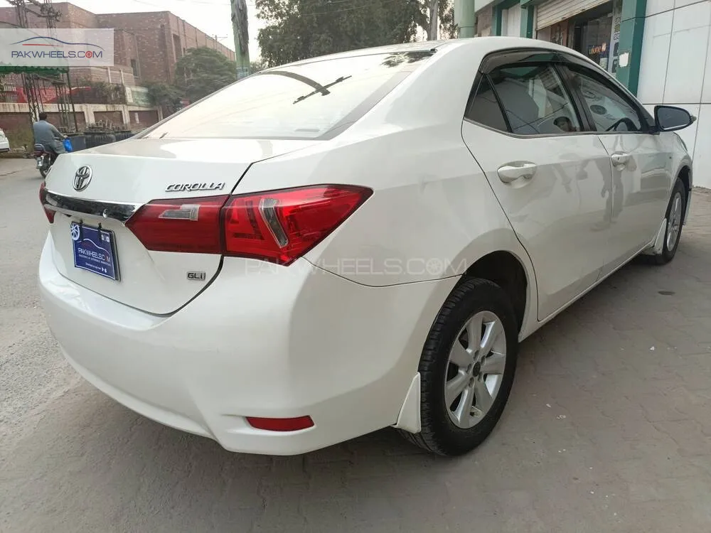 Toyota Corolla 2015 for Sale in Faisalabad Toyota Corolla 2015 for Sale in Faisalabad Image-4