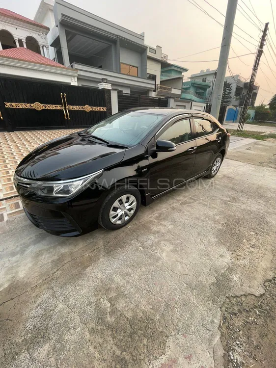 Toyota Corolla 2017 for Sale in Sahiwal Toyota Corolla 2017 for Sale in Sahiwal Image-7
