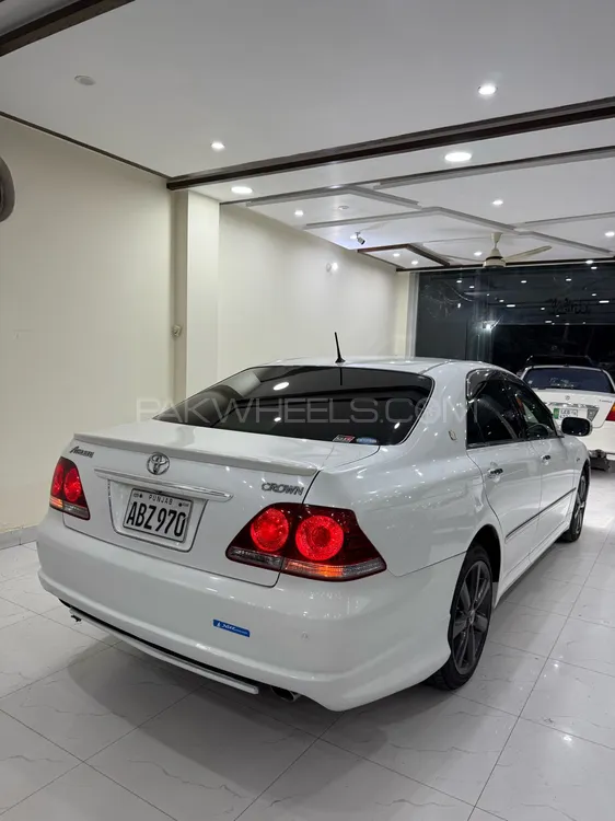 Toyota Crown 2005 for Sale in Faisalabad Toyota Crown 2005 for Sale in Faisalabad Image-1