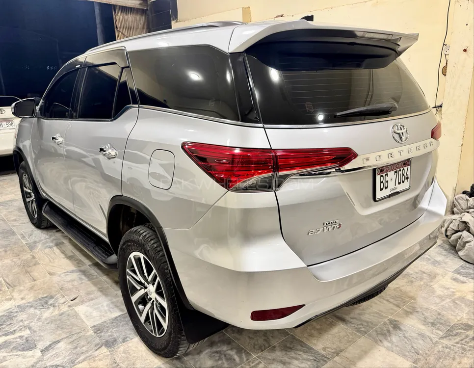Toyota Fortuner 2018 for Sale in Karachi Toyota Fortuner 2018 for Sale in Karachi Image-13