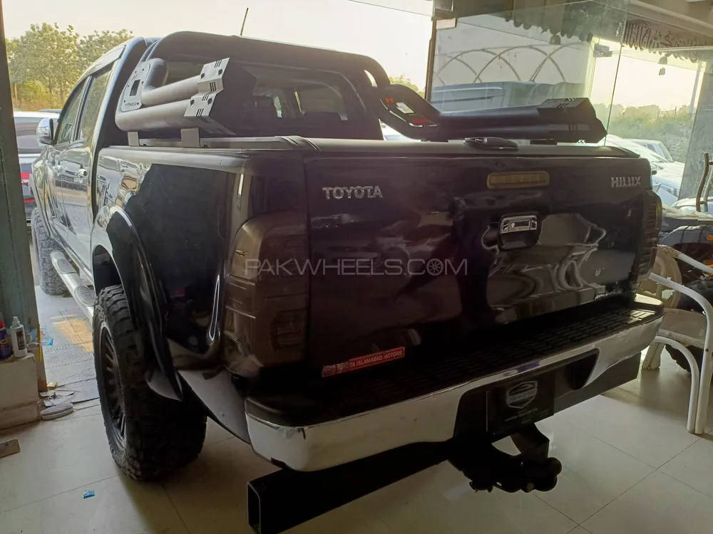 Toyota Hilux 2014 for Sale in Islamabad Toyota Hilux 2014 for Sale in Islamabad Image-4