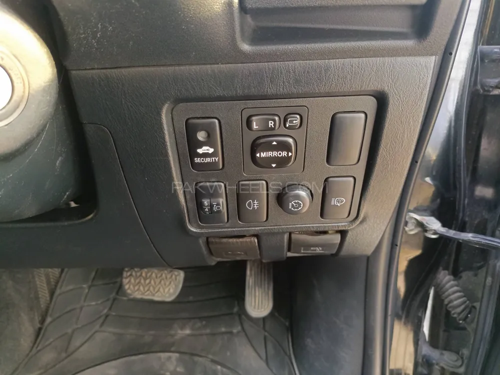 Toyota Hilux 2014 for Sale in Islamabad Toyota Hilux 2014 for Sale in Islamabad Image-11