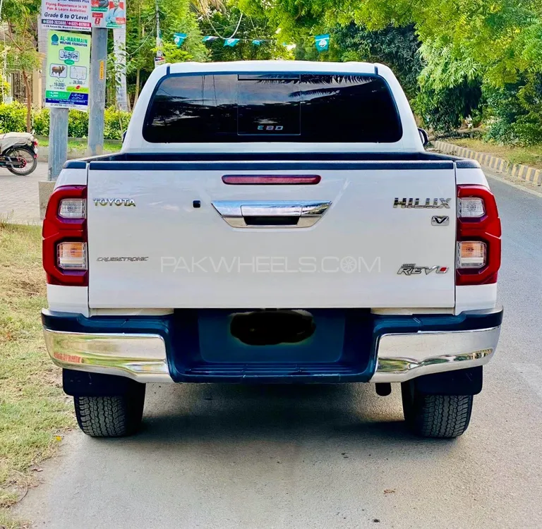 Toyota Hilux 2021 for Sale in Multan Toyota Hilux 2021 for Sale in Multan Image-8
