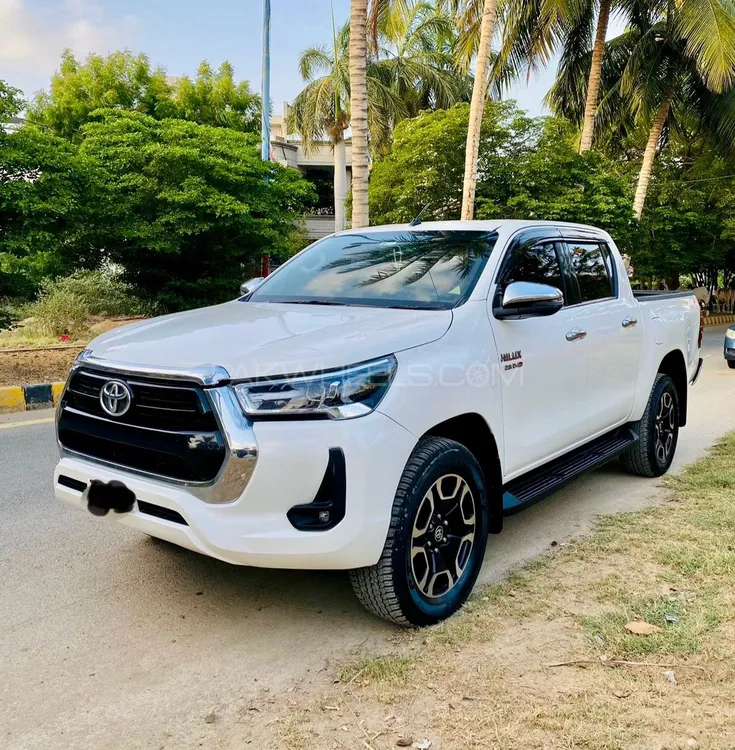 Toyota Hilux 2021 for Sale in Multan Toyota Hilux 2021 for Sale in Multan Image-2