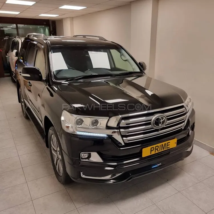 Toyota Land Cruiser 2016 for Sale in Karachi Toyota Land Cruiser 2016 for Sale in Karachi Image-9