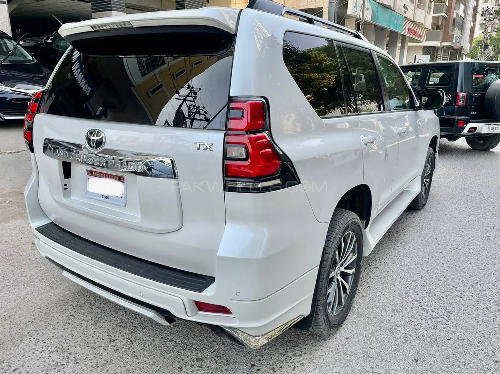 Toyota Prado 2018 for Sale in Karachi Toyota Prado 2018 for Sale in Karachi Image-17