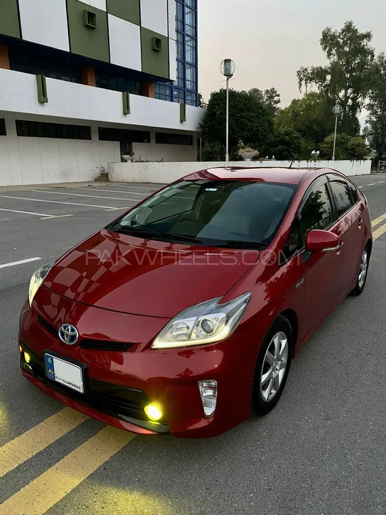 Toyota Prius 2013 for Sale in Islamabad Toyota Prius 2013 for Sale in Islamabad Image-4