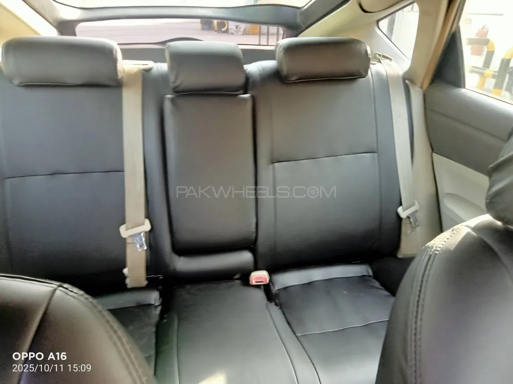 Toyota Prius 2008 for Sale in Lahore Toyota Prius 2008 for Sale in Lahore Image-10