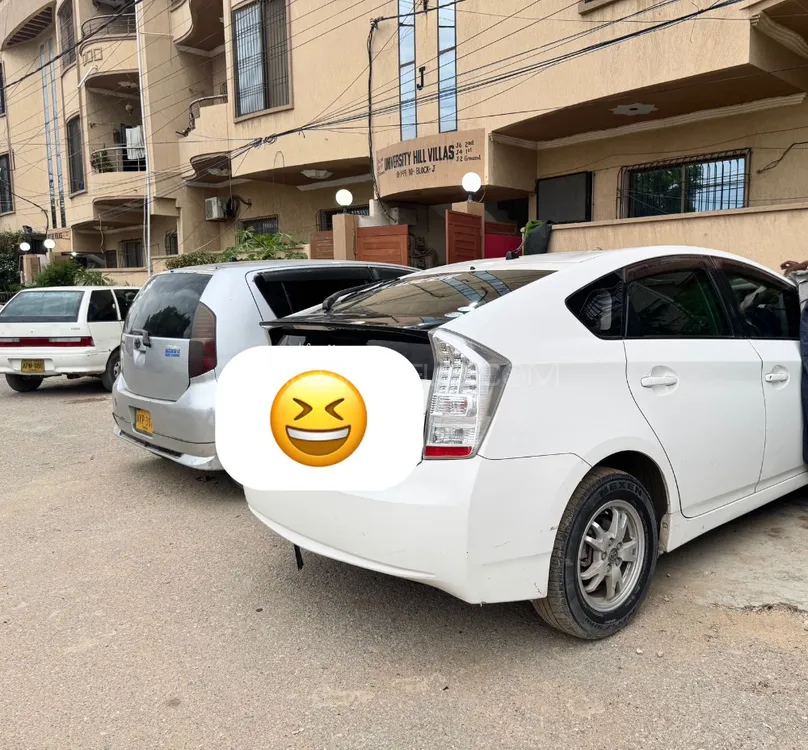 ٹویوٹا پریوس 2011 for Sale in کراچی ٹویوٹا پریوس 2011 for Sale in کراچی Image-3