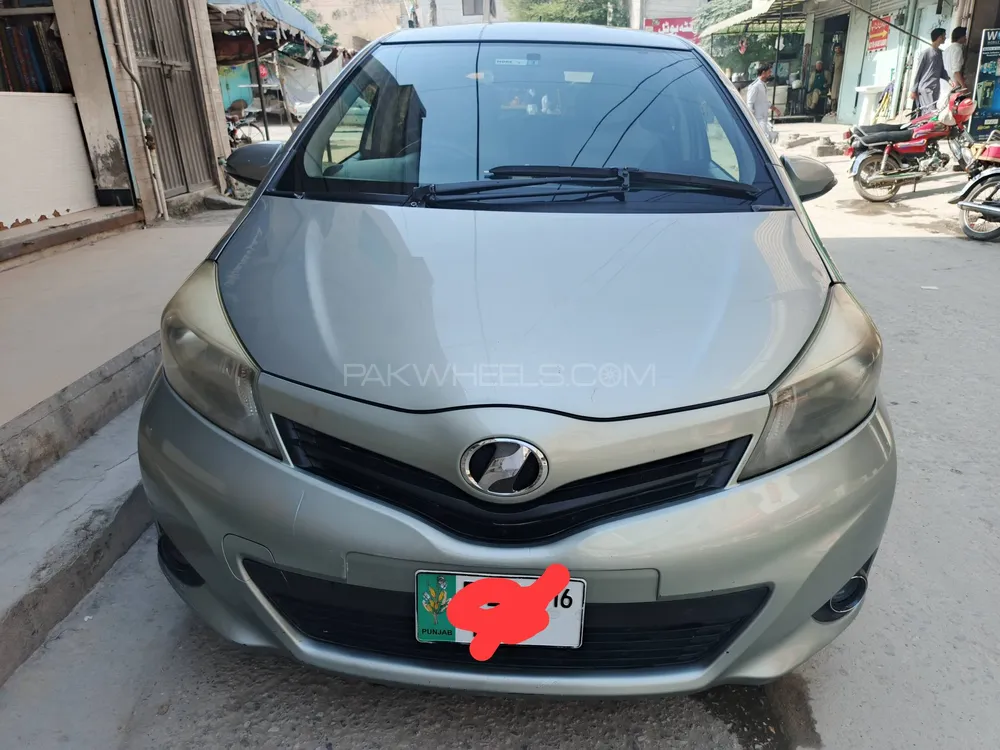 Toyota Vitz 2012 for Sale in Wah cantt Toyota Vitz 2012 for Sale in Wah cantt Image-1