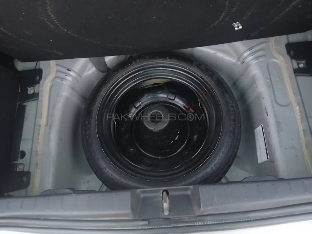 Toyota Vitz 2008 for Sale in Mardan Toyota Vitz 2008 for Sale in Mardan Image-13