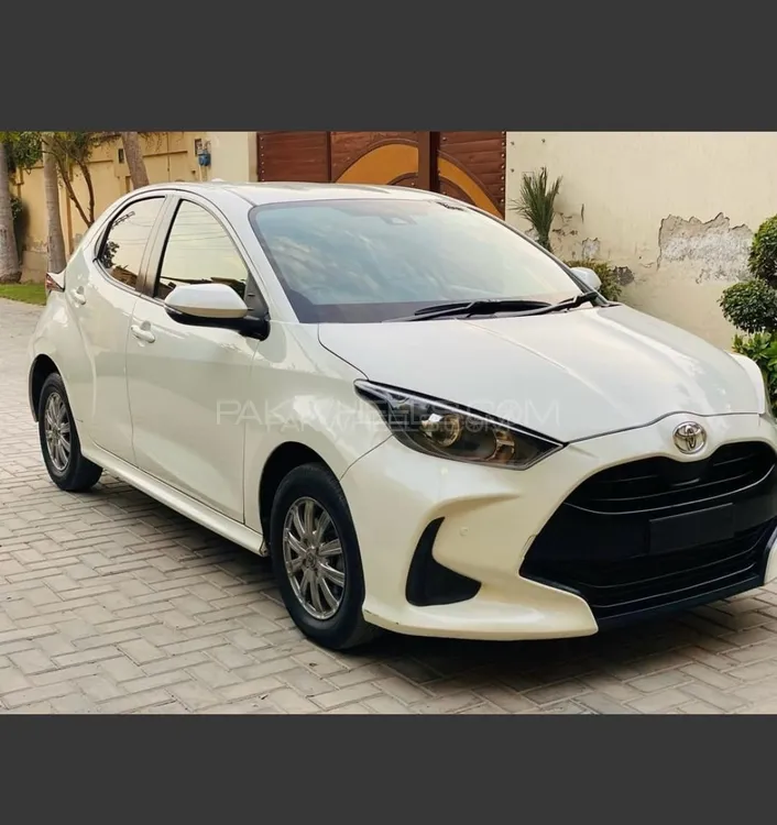 Toyota Yaris Hatchback 2021 for Sale in Multan Toyota Yaris Hatchback 2021 for Sale in Multan Image-1