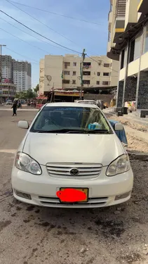 Toyota Corolla SE Saloon Automatic 2003