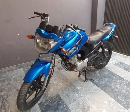 Yamaha YBR 125 2015