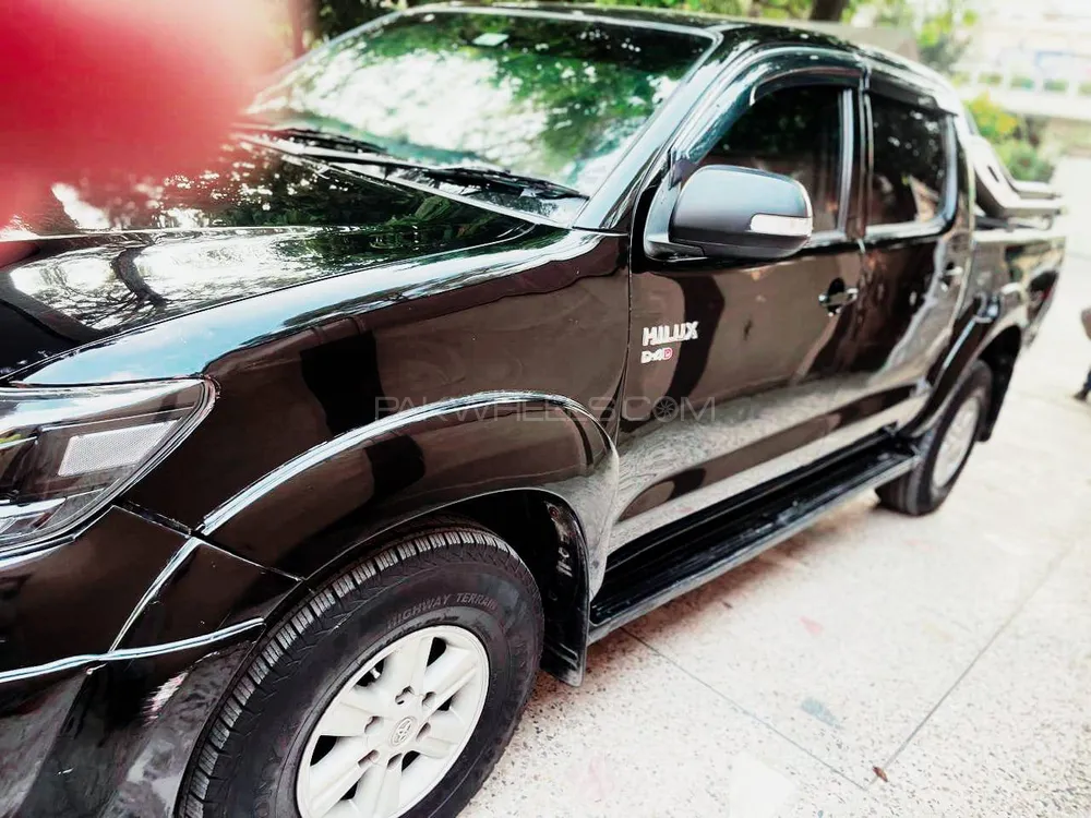 Toyota Hilux 2014 for Sale in Islamabad Toyota Hilux 2014 for Sale in Islamabad Image-4