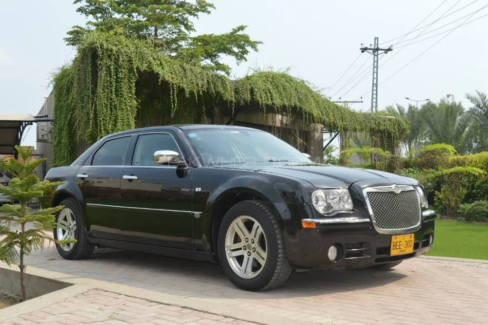 Chrysler 300 C 2007 for Sale in Lahore Image-1